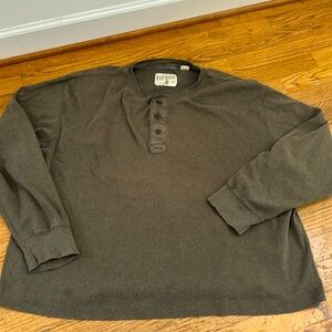 Red head long sleeve Henley men’s shirt top 2XL
